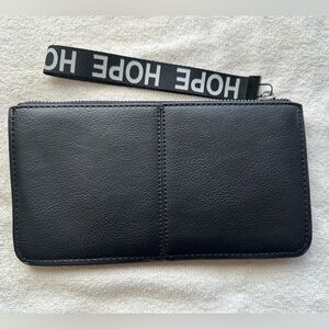 Wristlet